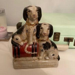 Staffordshire reproduction King Charles dog
